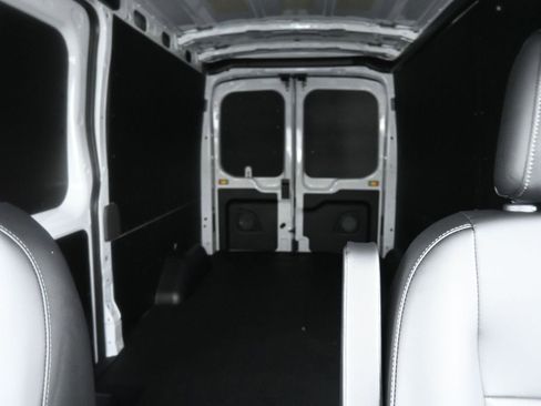 New 2026 Ford Transit 250 148 Medium Roof Extended AWD w/ Load Area Protection Package image 30