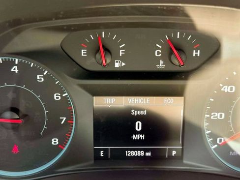 Used 2022 Chevrolet Malibu LT FWD image 22