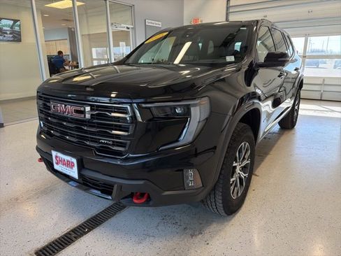 Used 2025 GMC Acadia AT4 w/ Luxury Package image 6