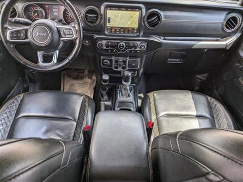 Used 2021 Jeep Gladiator Overland image 15