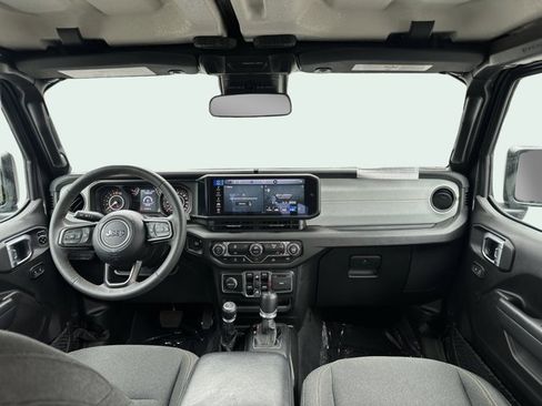 Certified 2024 Jeep Gladiator Sport image 14