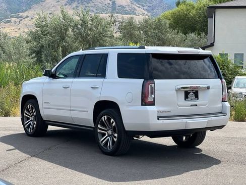 Used 2017 GMC Yukon Denali w/ Open Road Package AWD/4WD image 6