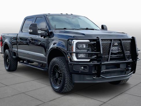 Used 2024 Ford F250 Lariat w/ Lariat Ultimate Package image 2