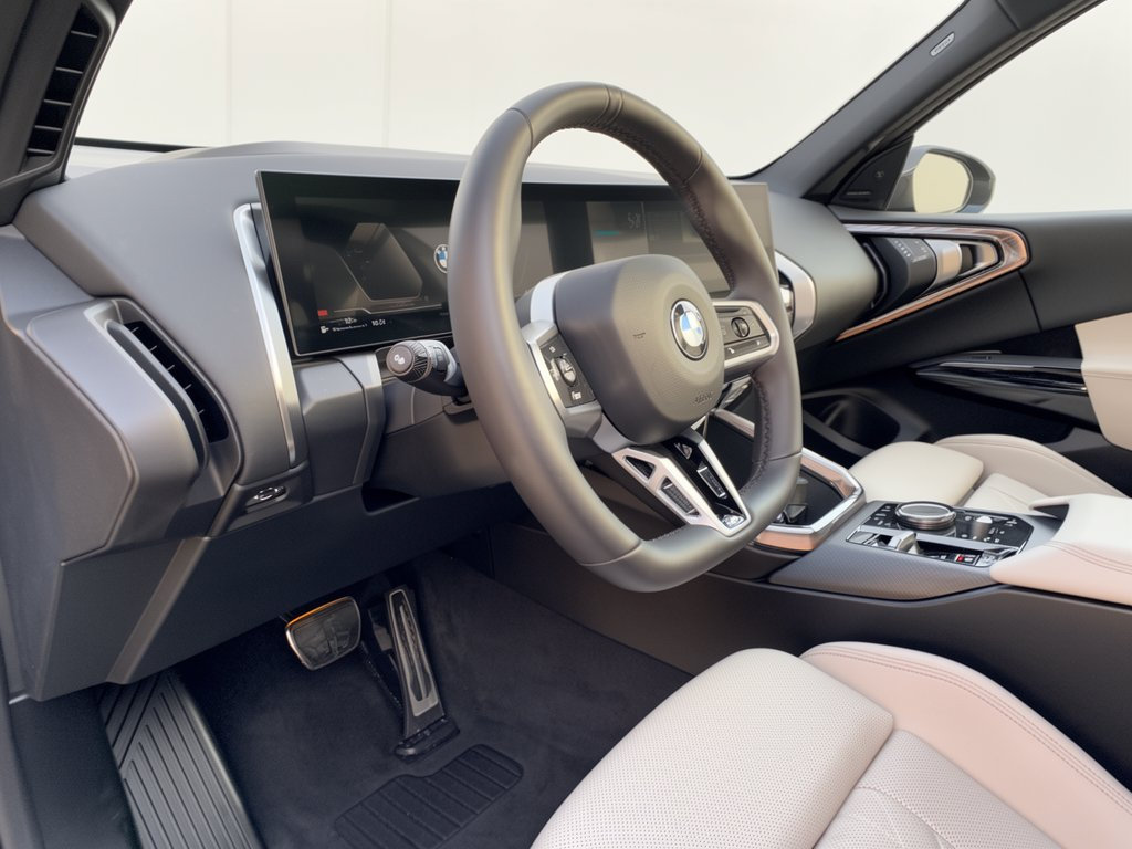 Used 2026 BMW X3 xDrive30i w/ Premium Package AWD/4WD image 4