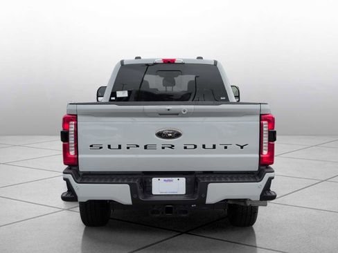 New 2026 Ford F250 Lariat w/ Black Appearance Package image 4