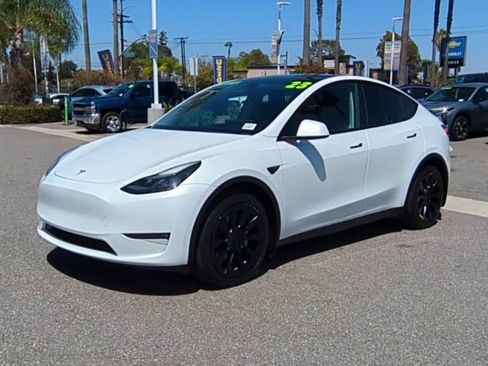 Used 2023 Tesla Model Y Long Range AWD/4WD image 4