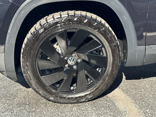 Used 2024 Volkswagen Atlas SE FWD image 15