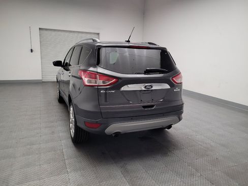 Used 2016 Ford Escape SE w/ SE Chrome Package FWD image 6