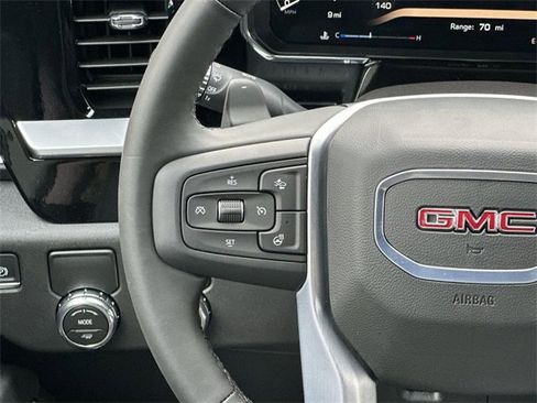 New 2026 GMC Sierra 1500 Elevation w/ LPO, Elevation Black Package image 9