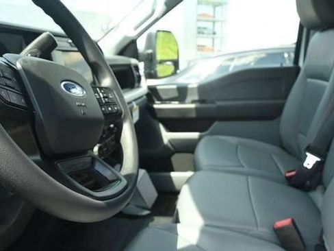 New 2026 Ford F550 4x4 Crew Cab Super Duty image 17