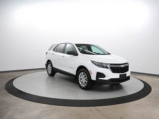 Certified 2022 Chevrolet Equinox LS w/ LS Convenience Package image 1