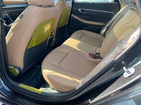 New 2025 Hyundai Sonata Limited image 21
