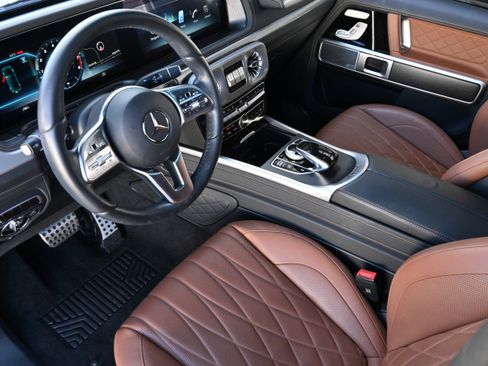 Used 2024 Mercedes-Benz G 550 image 13