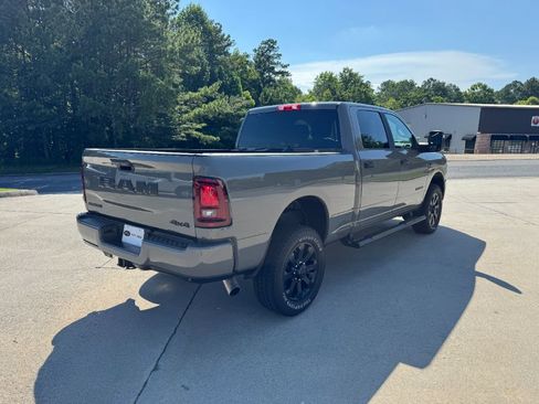Used 2026 RAM 2500 Big Horn AWD/4WD image 5