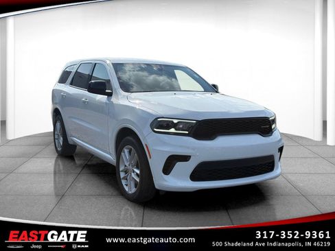 Used 2025 Dodge Durango GT AWD/4WD image 1