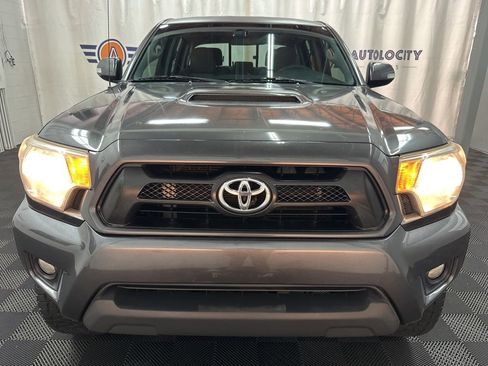 Used 2015 Toyota Tacoma 4x4 Double Cab w/ TRD Sport Package image 3