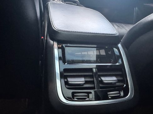 Used 2018 Volvo V90 T6 Cross Country w/ Convenience Package image 35