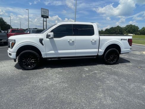 Used 2024 Ford F150 Lariat w/ FX4 Off-Road Package AWD/4WD image 7