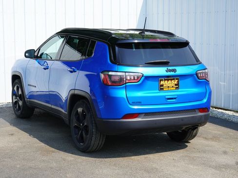 Used 2019 Jeep Compass Latitude FWD image 4