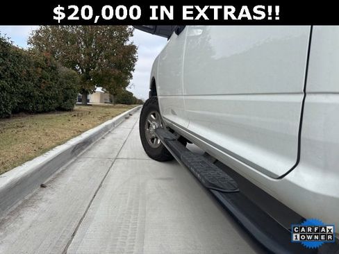 Used 2024 RAM 3500 Tradesman w/ Chrome Appearance Group image 11