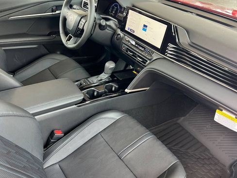 Used 2026 Toyota Camry XSE w/ Premium Plus Package AWD/4WD image 12