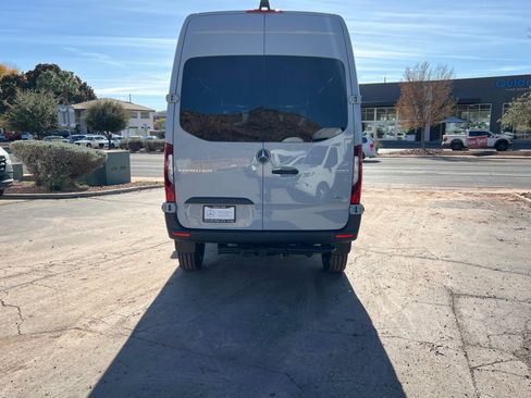New 2026 Mercedes-Benz Sprinter 2500 image 4