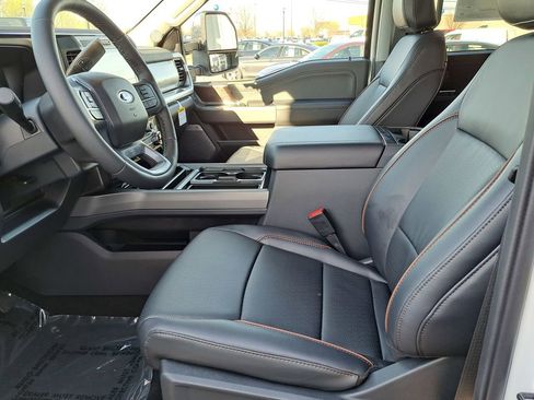 New 2026 Ford F250 Lariat w/ Chrome Package image 12