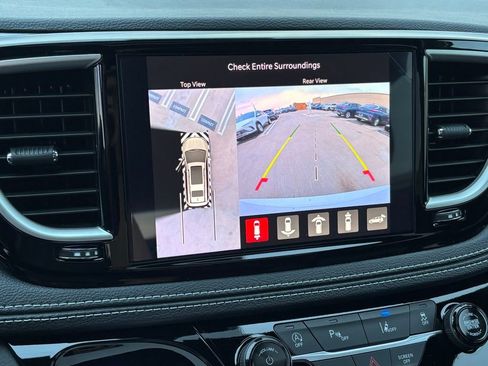 New 2026 Chrysler Pacifica Select image 18