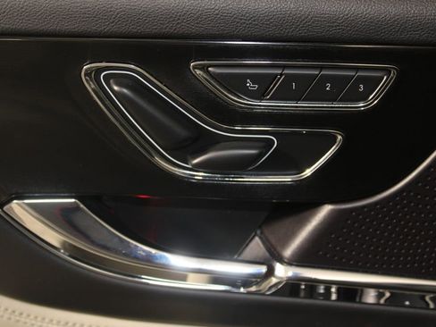 Used 2025 Lincoln Corsair Grand Touring w/ Equipment Group 301A image 22