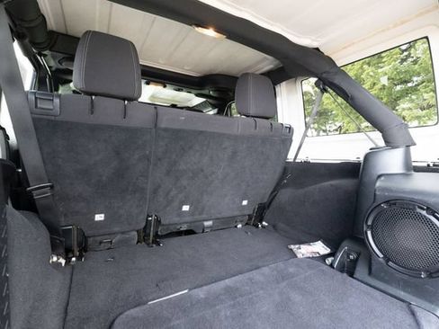 Used 2013 Jeep Wrangler Unlimited Sahara AWD/4WD image 10