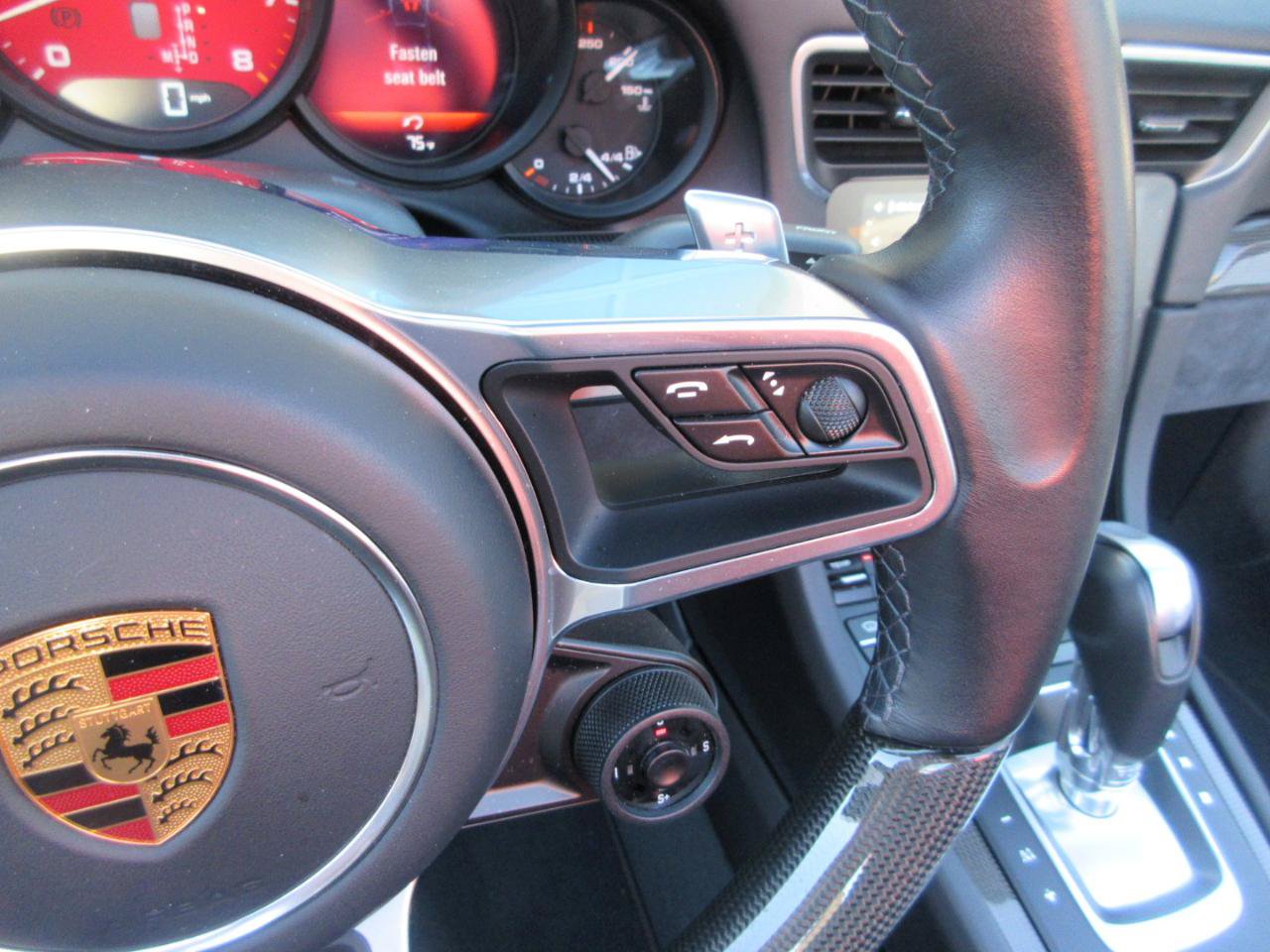 Used 2018 Porsche 911 Carrera GTS Cabriolet image 46