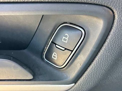 Used 2022 Ford Escape SE AWD/4WD image 19
