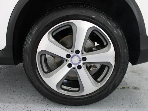 Used 2017 Mercedes-Benz GLC 300 w/ Premium 1 Package image 84