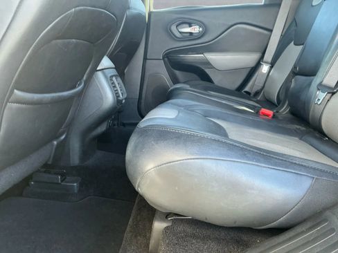 Used 2014 Jeep Cherokee Limited w/ Luxury Group image 13