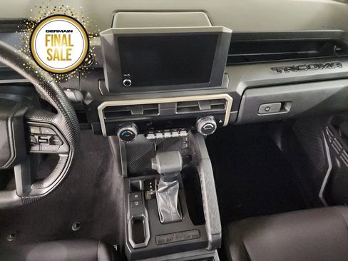 Used 2024 Toyota Tacoma SR image 15