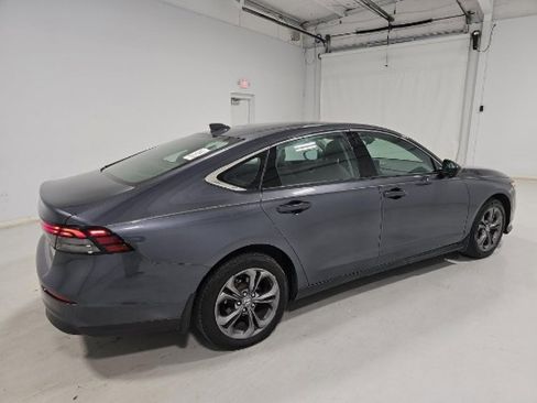 Certified 2023 Honda Accord EX image 5