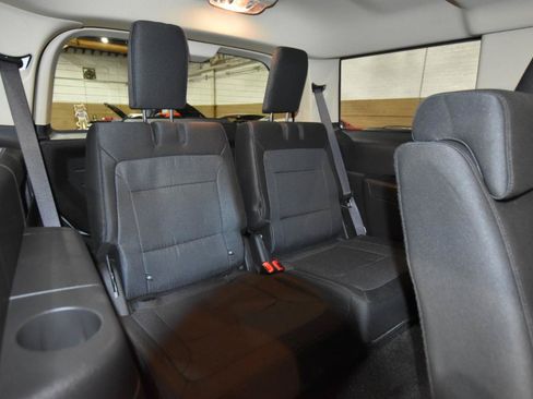 Used 2019 Ford Flex SE FWD image 34