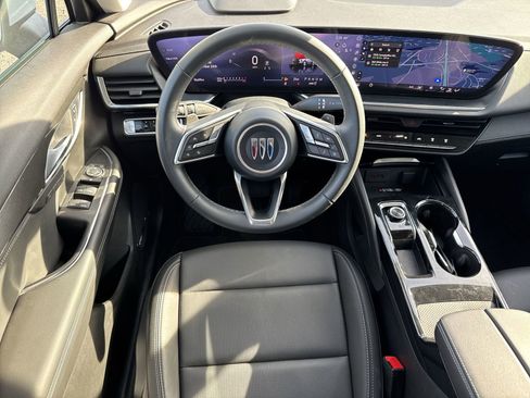 Used 2025 Buick Envision Preferred image 28