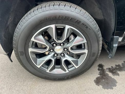 Used 2024 Chevrolet Silverado 1500 LT AWD/4WD image 9