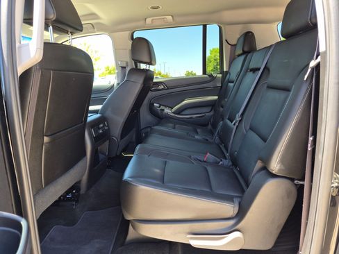 Used 2017 Chevrolet Suburban LT w/ Luxury Package AWD/4WD image 24