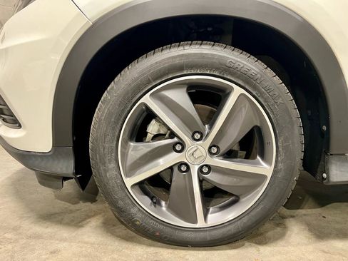 Used 2021 Honda HR-V EX image 13