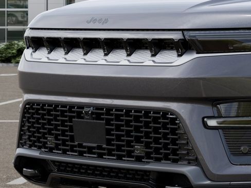 New 2026 Jeep Grand Wagoneer L 4WD image 11