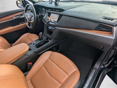 Used 2023 Cadillac XT5 Premium Luxury image 19