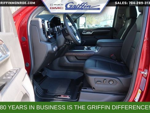 New 2026 GMC Sierra 2500 SLT w/ SLT Premium Package AWD/4WD image 8