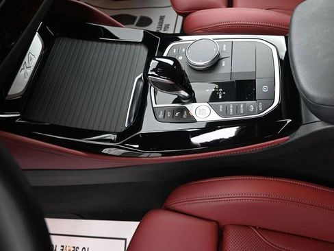 Used 2023 BMW X4 xDrive30i w/ Premium Package image 13