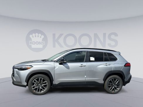 New 2026 Toyota Corolla Cross XLE image 2