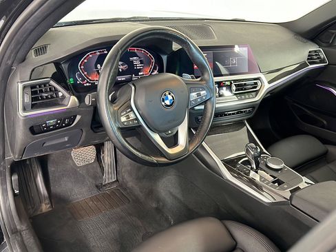 Used 2019 BMW 330i xDrive Sedan w/ Convenience Package AWD/4WD image 2
