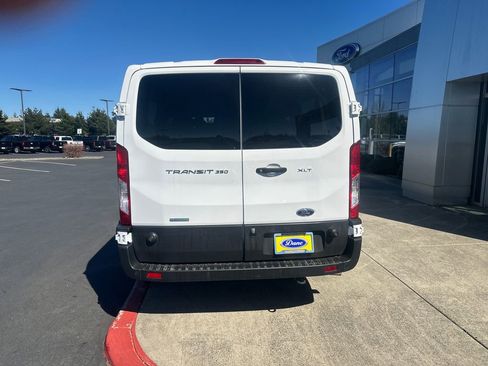 Used 2024 Ford Transit 350 XLT image 3