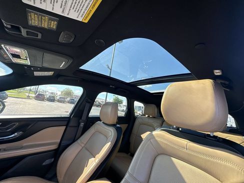 Used 2020 Lincoln Corsair Reserve w/ Equipment Group 201A AWD/4WD image 22
