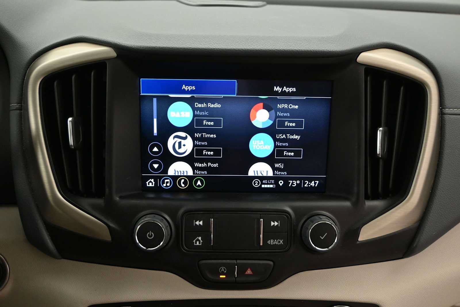 Used 2024 GMC Terrain Denali w/ Denali Premium Package AWD/4WD image 23